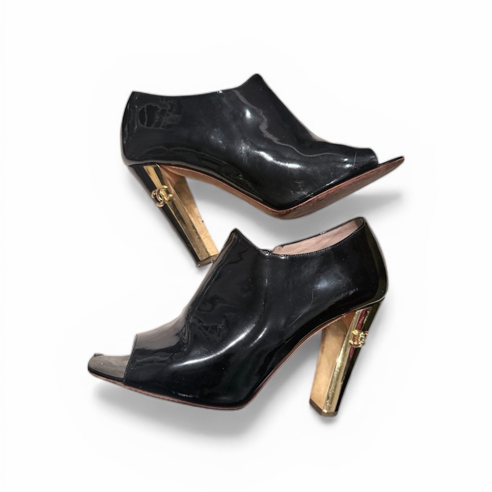 CHANEL Black Patent Leather Peep-Toe Ankle Boots Size 38
